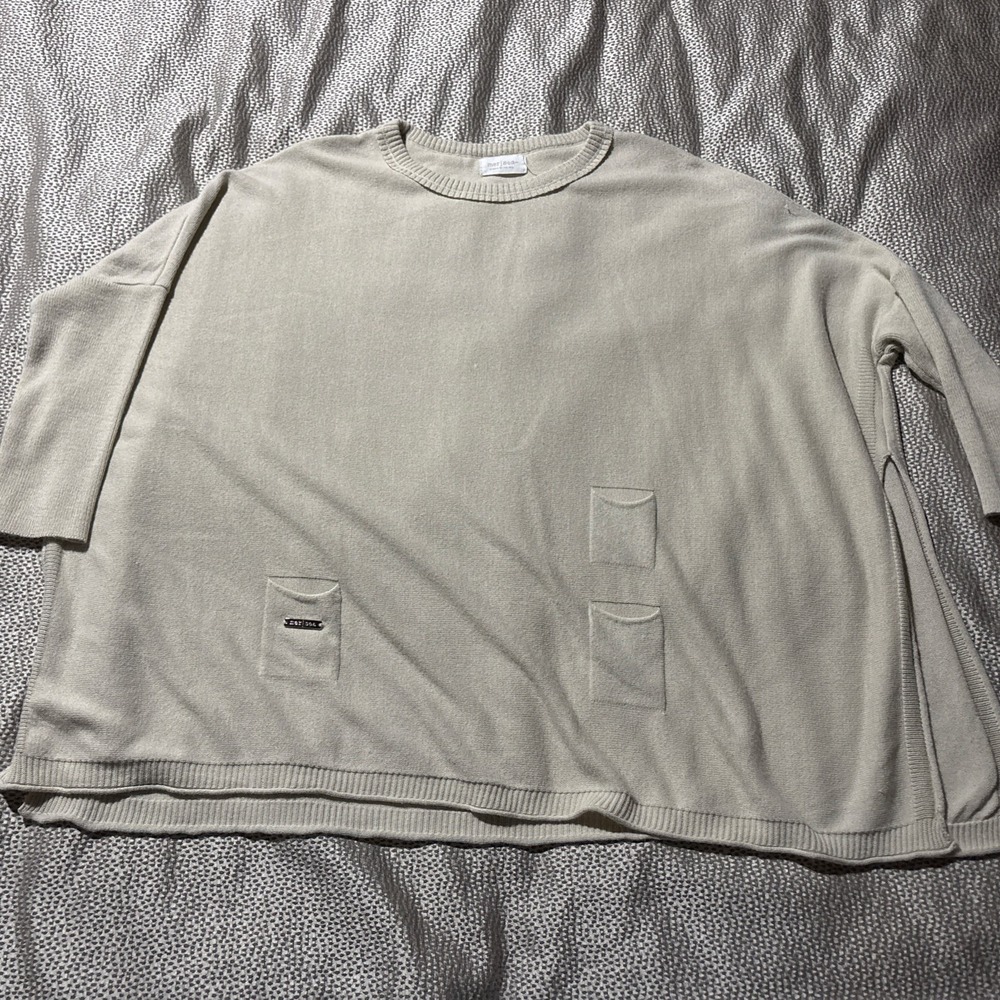 Mersea Catalina Traveler Sweater Minimalist Classic Coastal One Size